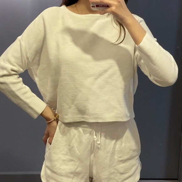 Idle clothes✨😊｜great conditions - Picture 4 of 11